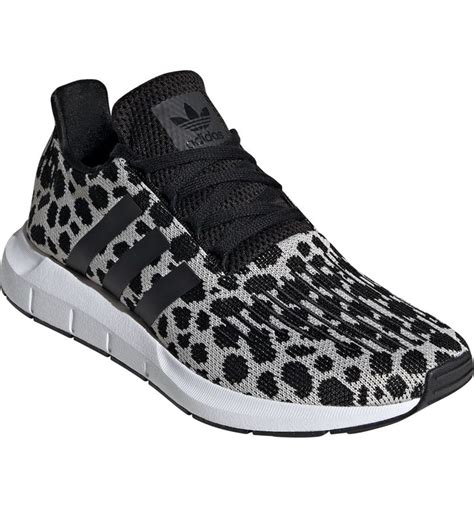 adidas animal print schuhe|adidas swift run cheetah print.